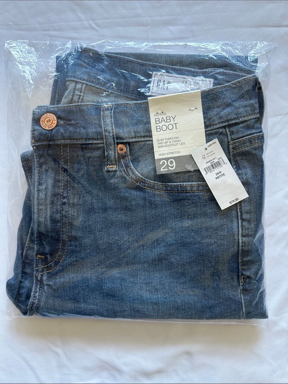 NWT Gap Petite Mid Rise Baby Boot Cut Jeans - medium indigo
